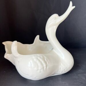 Elegant White Swan Planter